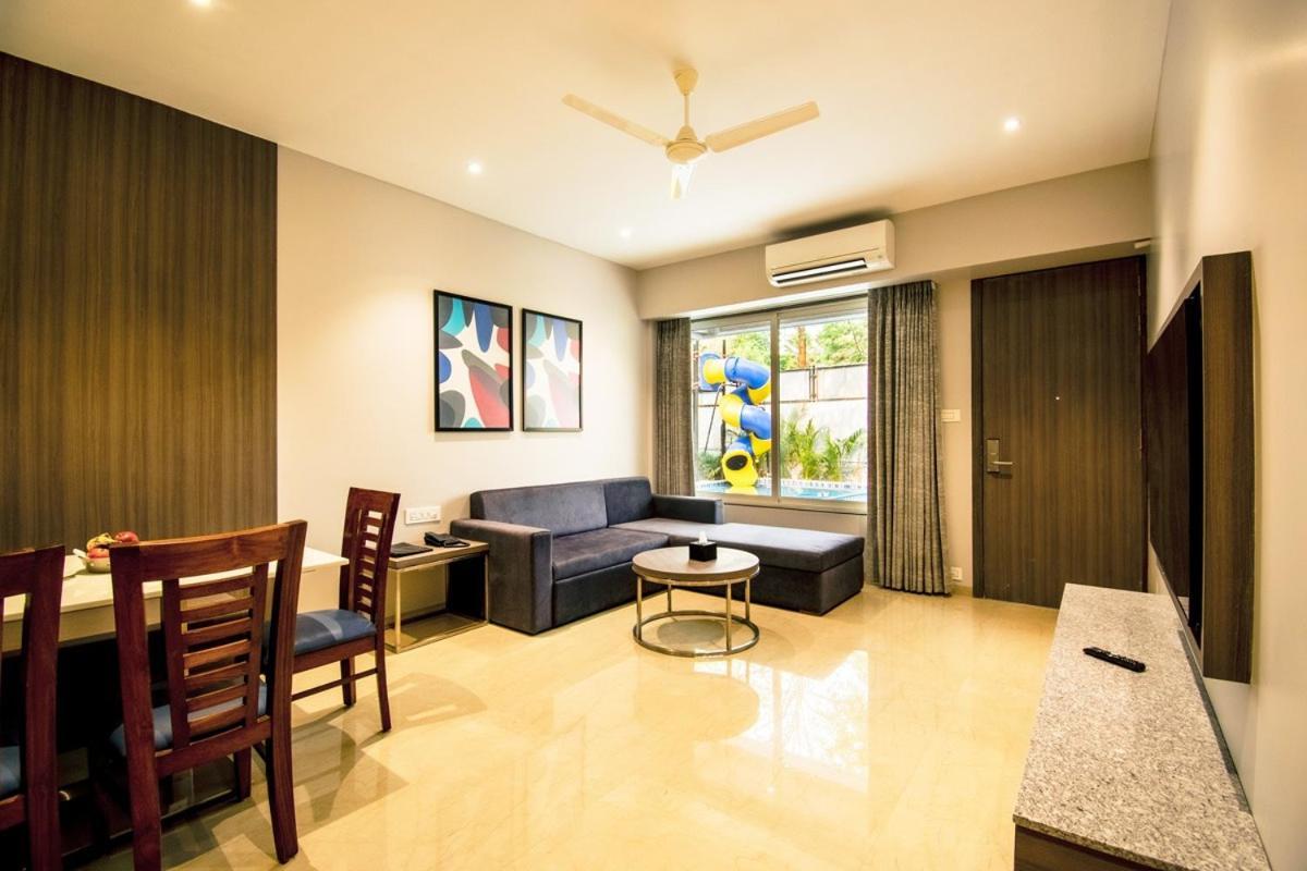 Meritas Aura Resort Lonavala Esterno foto