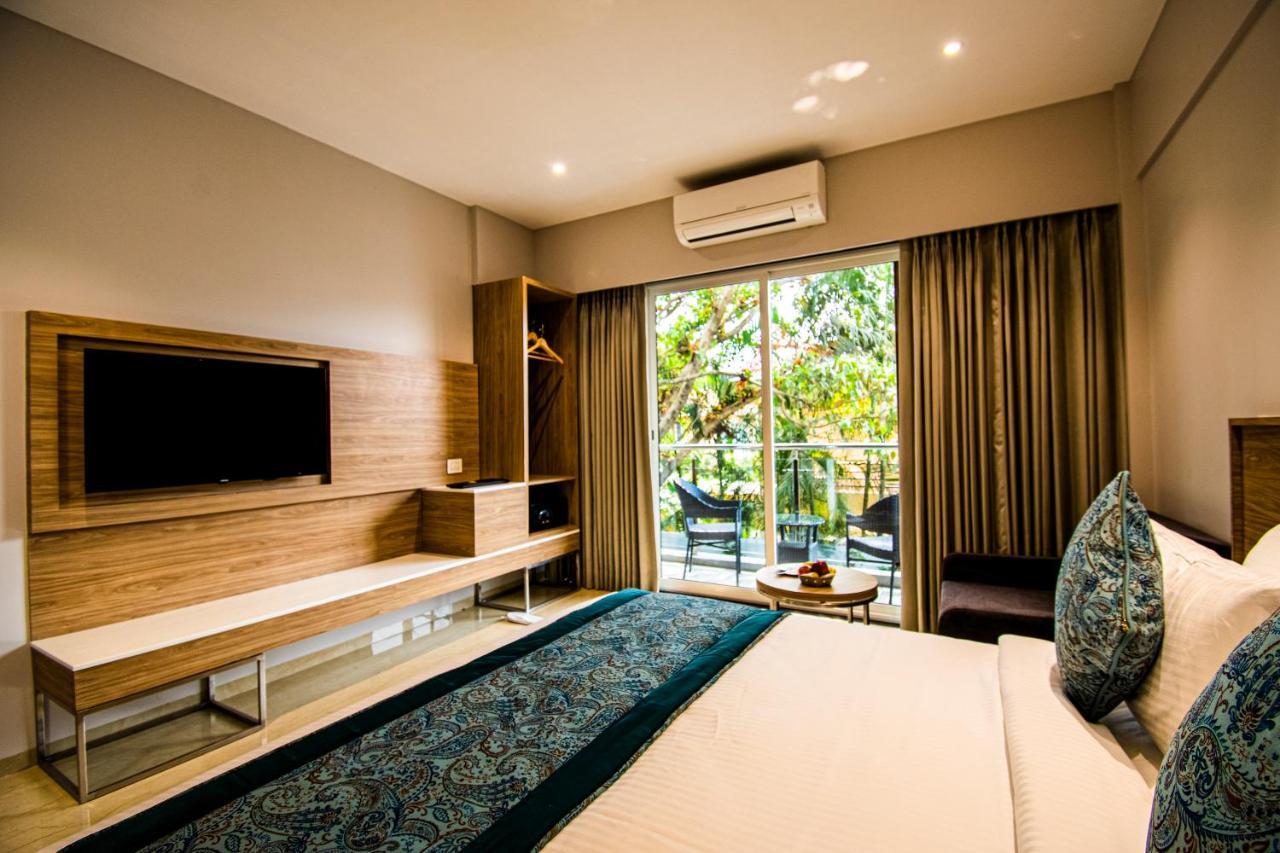 Meritas Aura Resort Lonavala Esterno foto