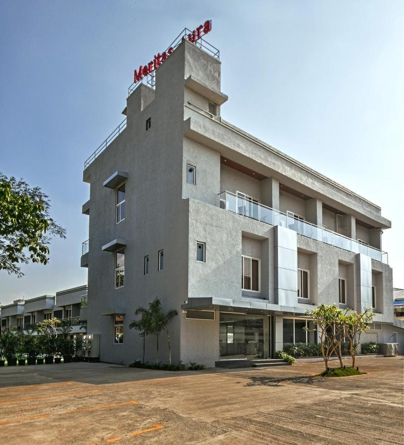 Meritas Aura Resort Lonavala Esterno foto